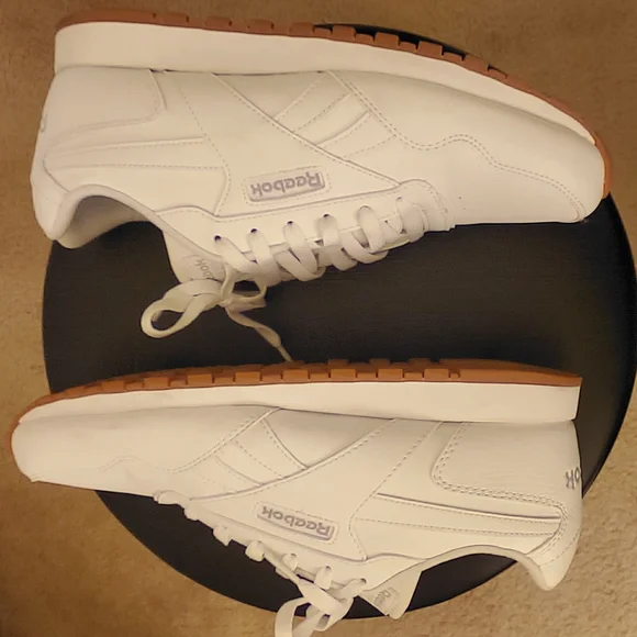 EUC Reebok Classics (W sz 9) - Picture 4 of 8